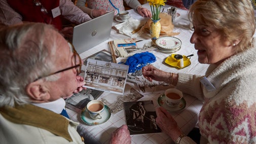 Reminiscence session at Birmingham Back to Backs